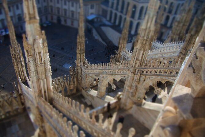 Cathedral & Skyline: Duomo di Milano Tour with Rooftop Access - Stop 2: Terrazze del Duomo Rooftop Access—Elevator Help and Realistic Expectations