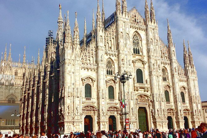 Milan: Best of Skip-the-Line Duomo Guided Tour Experience - Optional upgrade: how the 2-day hop-on hop-off bus adds value